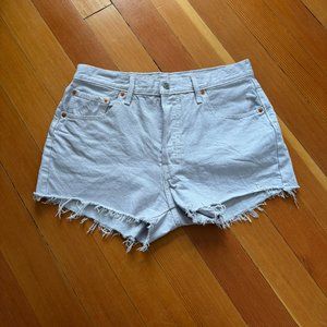 Levi's 501 High Waisted Denim Shorts Women's Size 32 in Lilac